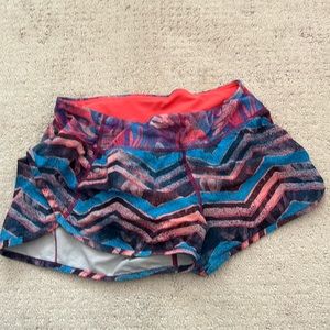 Girls/womens athletic shorts
